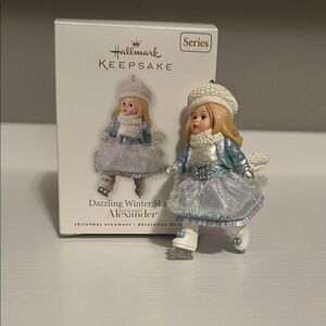 Hallmark Ornament Madame Alexander Series (15th - 2010)